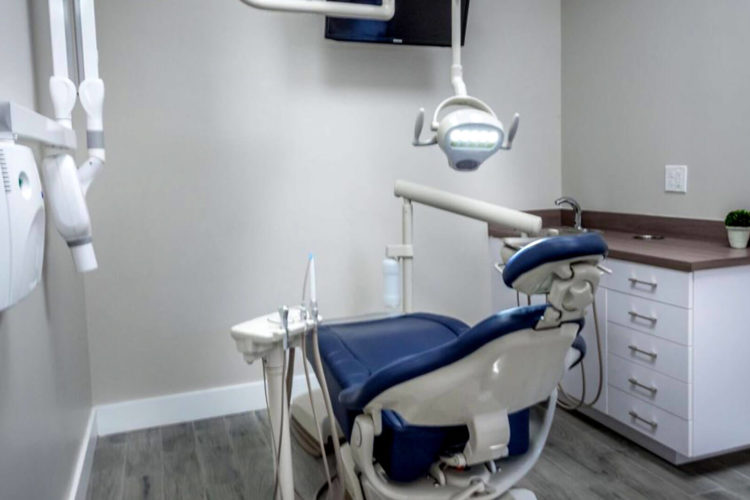 Dental-Equipment-The-Dental-Studio-Miami-Banner-Dentist-in-Coral-Gables